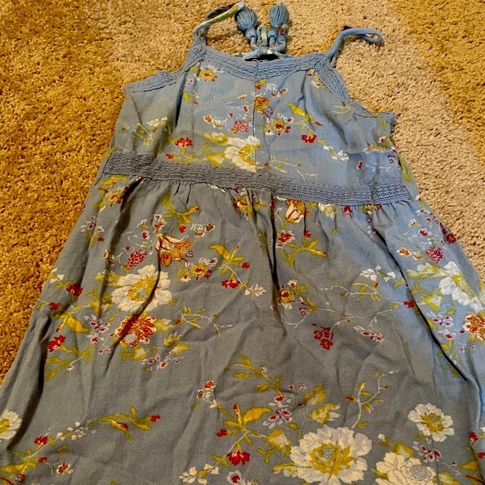 Daisy floral spaghetti strap dress